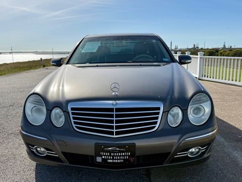 Used 2008 Mercedes-Benz E 350 Luxury image 2