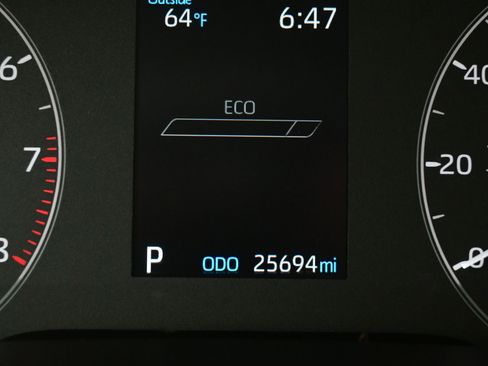 Used 2025 Toyota Corolla LE image 23