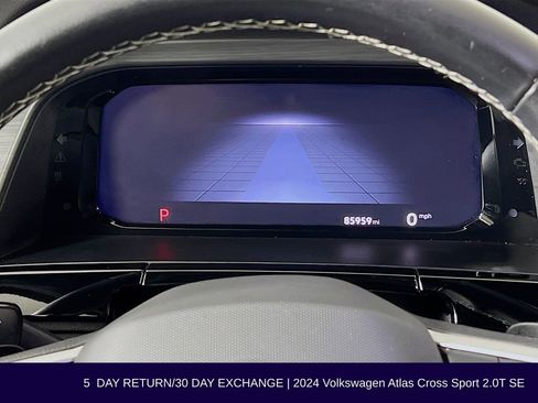 Used 2024 Volkswagen Atlas Cross Sport SE image 15