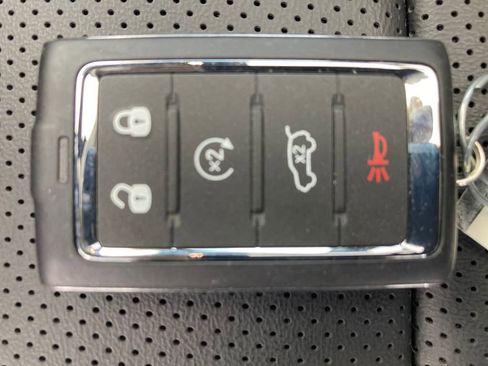 New 2024 Jeep Grand Cherokee Limited 4xe w/ Luxury Tech Group II image 29