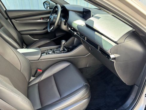 Used 2023 MAZDA MAZDA3 s image 38