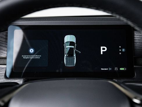 Used 2024 Rivian R1T Adventure AWD/4WD image 15