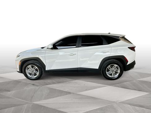 Used 2025 Hyundai Tucson SE FWD image 5