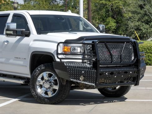 Used 2015 GMC Sierra 3500 Denali w/ Duramax Plus Package image 7