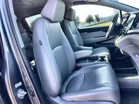 Certified 2018 Honda Odyssey Elite image 12