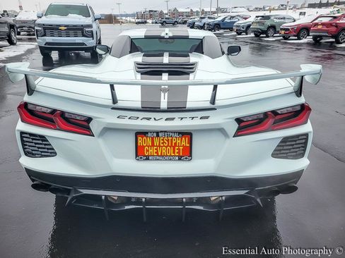 Used 2024 Chevrolet Corvette Stingray Preferred Conv w/ Stealth Interior Trim Package image 5