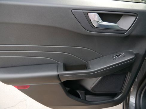 Certified 2022 Ford Escape SEL image 3