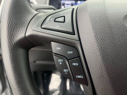 Used 2024 Ford Edge SE w/ Black Appearance Package image 16