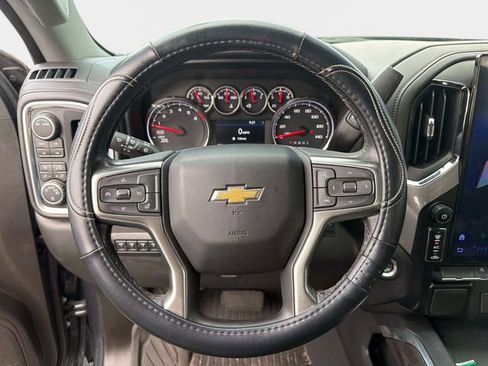 Used 2021 Chevrolet Silverado 1500 LT image 26