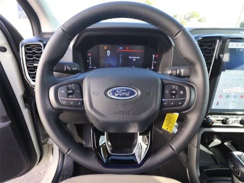 New 2025 Ford Ranger XLT w/ FX4 Off-Road Package image 17