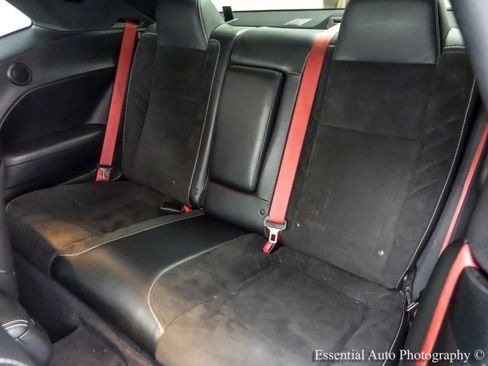 Used 2016 Dodge Challenger SRT Hellcat RWD image 14