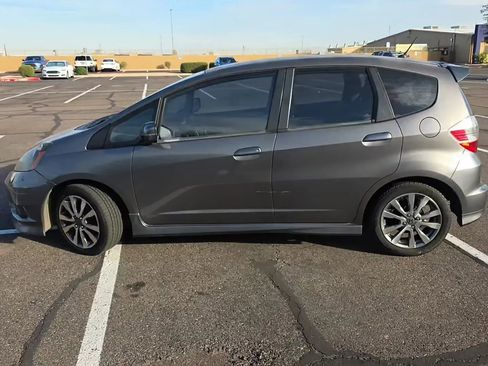 Used 2013 Honda Fit Sport image 2