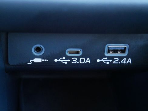 Used 2025 Subaru Legacy Premium image 32