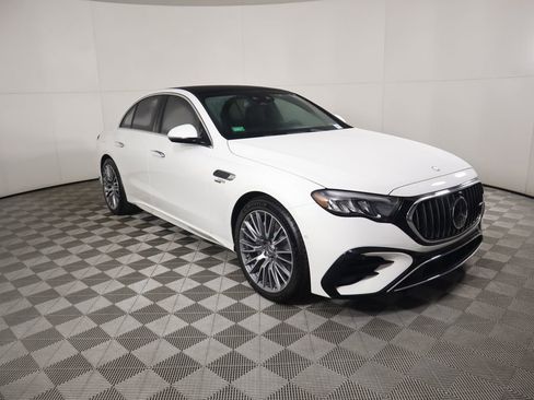 New 2026 Mercedes-Benz E 53 AMG e 4MATIC Sedan image 3