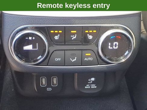 Used 2022 Genesis GV70 3.5T Sport w/ Sport Prestige Package AWD/4WD image 25