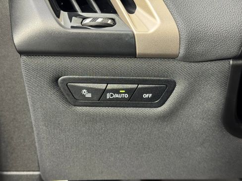 Used 2024 BMW iX xDrive50 w/ Sport Package image 18