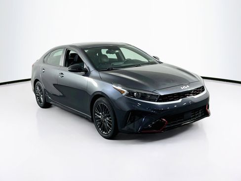 Used 2023 Kia Forte GT-Line w/ GT-Line Premium Package FWD image 3