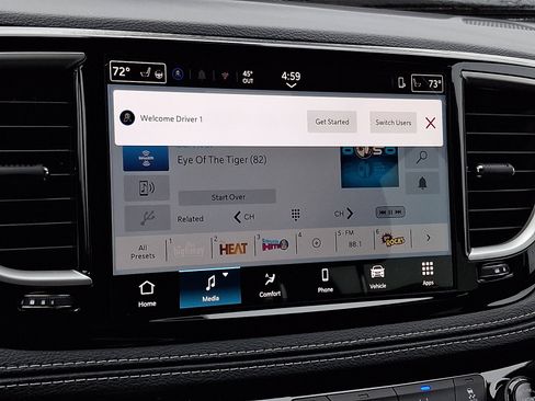 New 2026 Chrysler Pacifica Select image 9