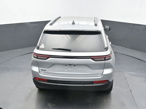 New 2025 Jeep Grand Cherokee Laredo image 47