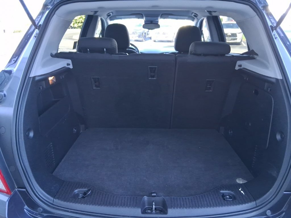 Used 2019 Chevrolet Trax LS w/ Tint and Cruise Package AWD/4WD image 31