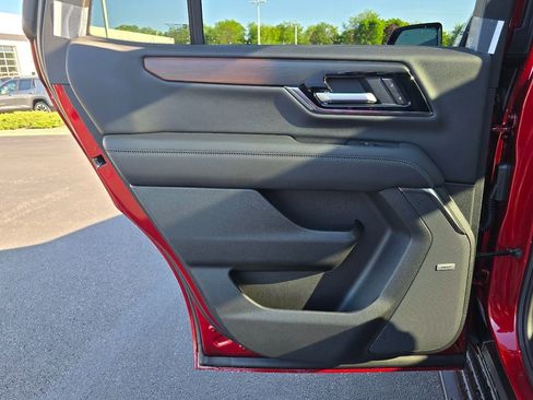 New 2026 GMC Yukon Denali w/ Advanced Technology Package AWD/4WD image 27