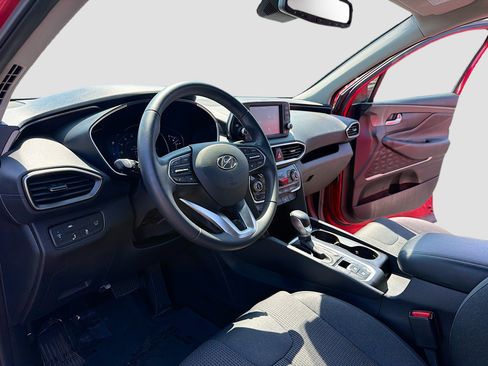 Used 2020 Hyundai Santa Fe SEL w/ Convenience Package FWD image 4