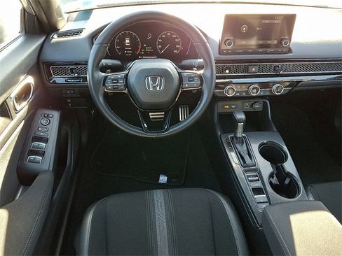 Certified 2022 Honda Civic Sport image 11