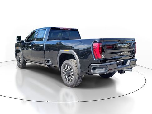 New 2025 GMC Sierra 3500 Denali Ultimate image 3