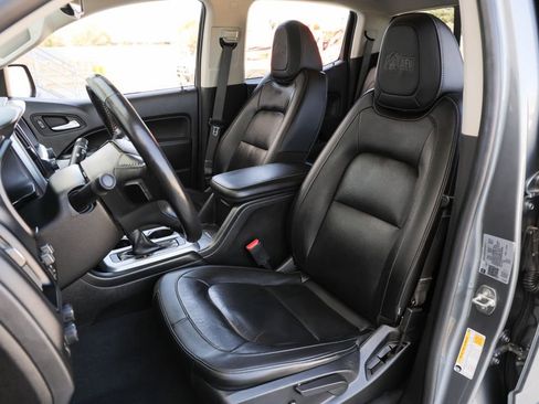 Used 2022 Chevrolet Colorado ZR2 w/ Colorado ZR2 Bison Edition image 16