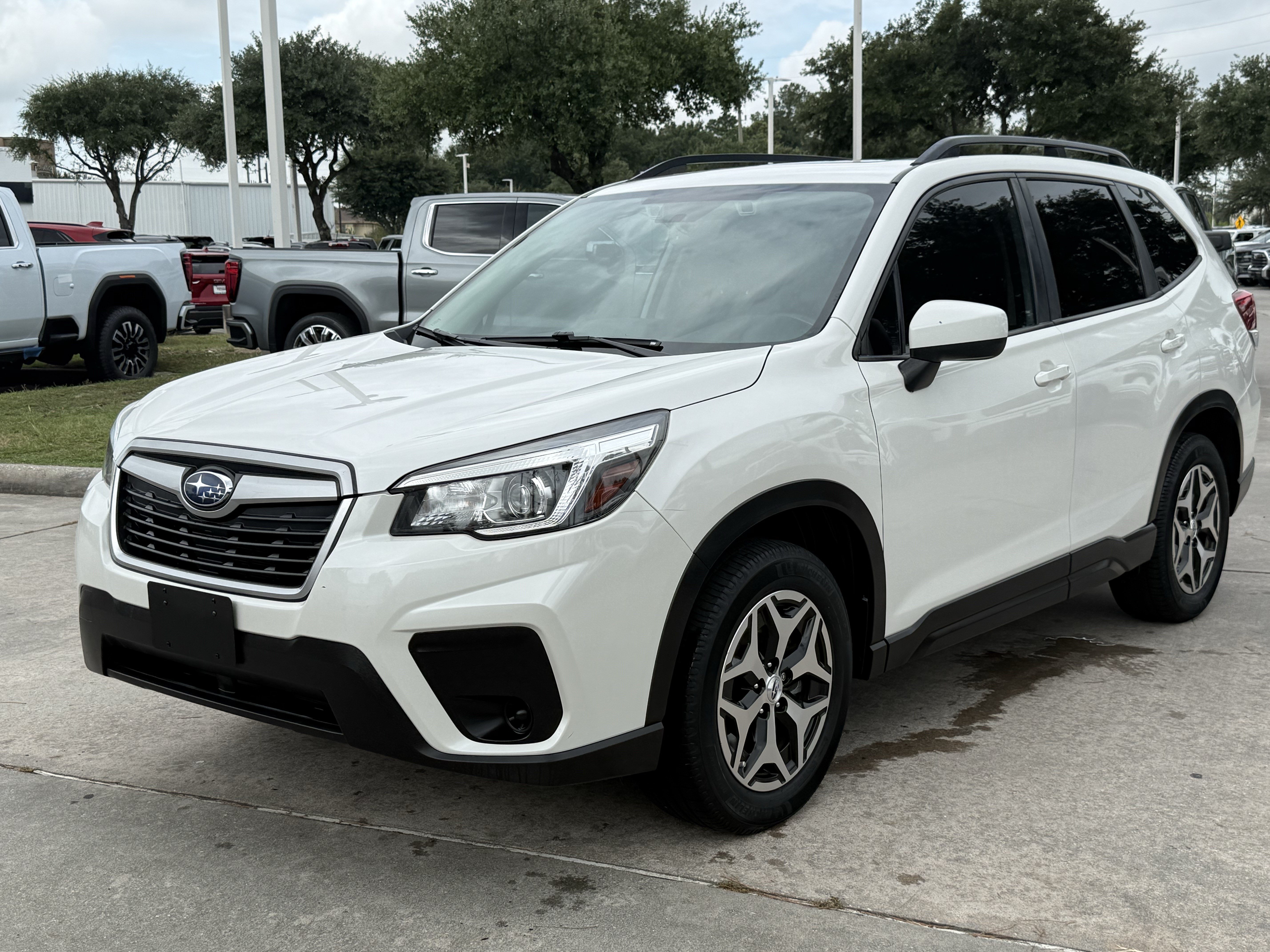 Used 2020 Subaru Forester Premium AWD/4WD image 9