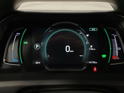 Certified 2021 Hyundai Ioniq Limited image 16