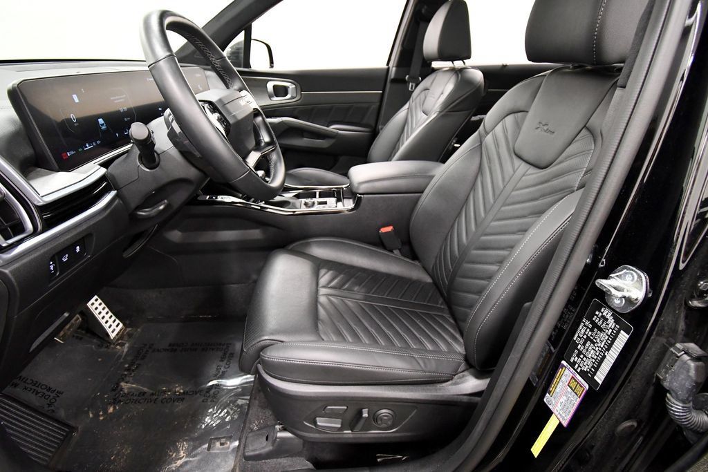 Certified 2026 Kia Sorento SX Prestige AWD/4WD image 14