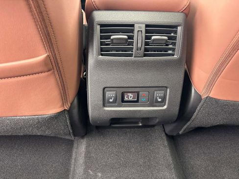 New 2025 Mitsubishi Outlander SEL image 8