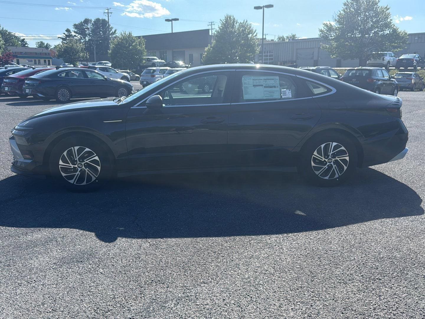 New 2026 Hyundai Sonata Blue FWD image 2