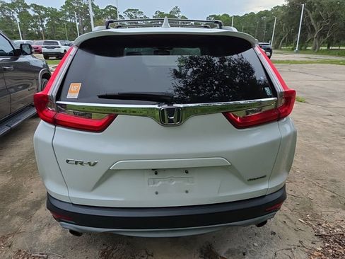 Used 2019 Honda CR-V Touring image 5