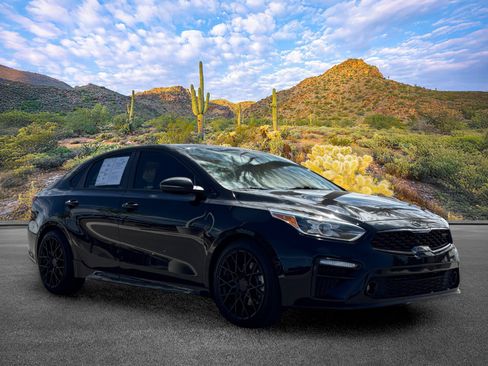 Certified 2021 Kia Forte GT FWD image 2