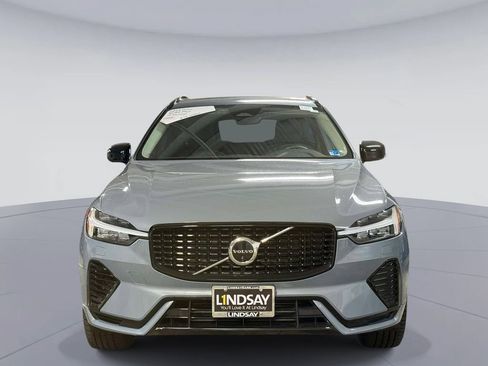 Used 2023 Volvo XC60 T8 Plus w/ Climate Package AWD/4WD image 8