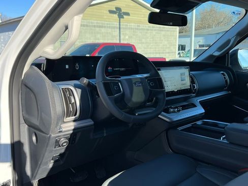 New 2026 Ford Expedition Max Active image 12