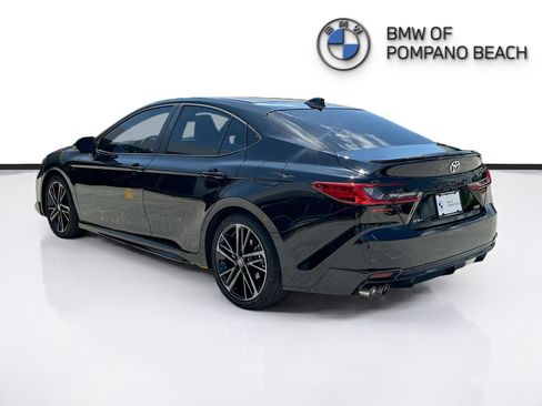 Used 2025 Toyota Camry XSE FWD image 5