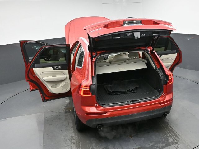 Used 2019 Volvo XC60 T5 Momentum w/ Multimedia Package FWD image 49