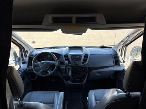 Used 2018 Ford Transit 250 130 Medium Roof image 9