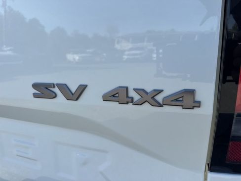 Used 2022 Nissan Frontier SV image 29