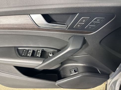 Used 2021 Audi Q5 2.0T Premium Plus w/ Premium Plus Package image 21