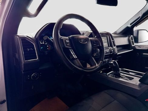 Used 2016 Ford F150 XLT w/ Equipment Group 302A Luxury image 10