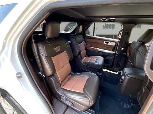 Used 2022 Ford Explorer King Ranch w/ Class IV Trailer Tow Package AWD/4WD image 25