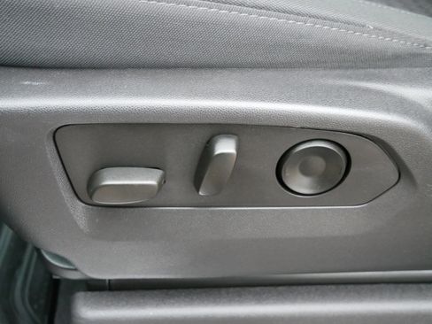 Used 2024 GMC Sierra 1500 Elevation image 15