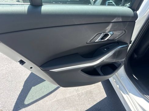 Used 2026 BMW 330i Sedan w/ Convenience Package RWD image 15