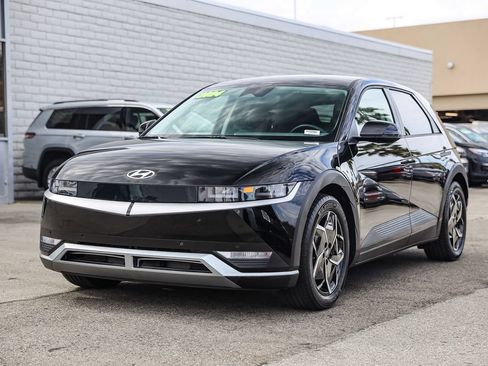 Used 2024 Hyundai Ioniq 5 SEL RWD image 3