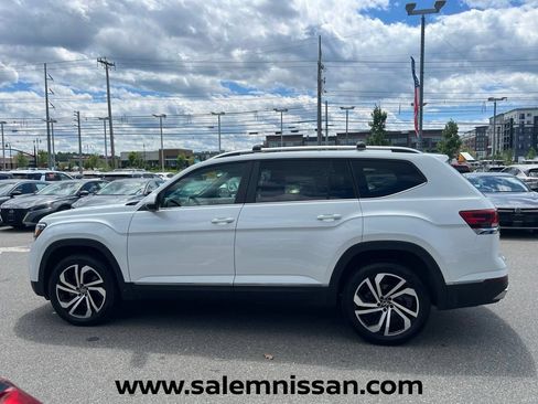 Used 2023 Volkswagen Atlas SEL AWD/4WD image 4