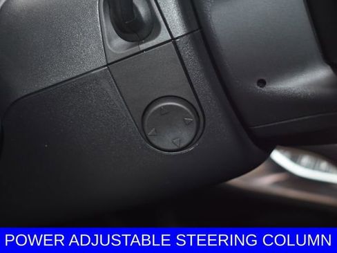 Used 2024 Lincoln Nautilus Reserve w/ Equipment Group 202A image 5